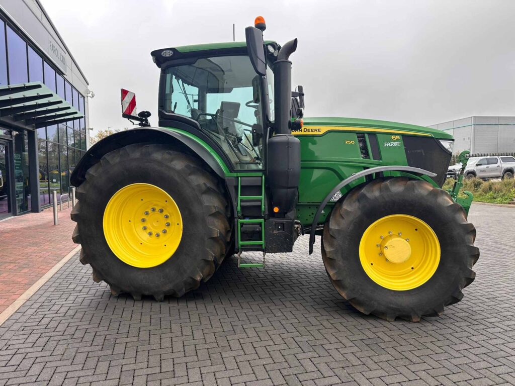 John Deere 6R 250 - Image 2