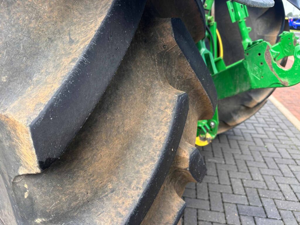 John Deere 6R 250 - Image 18