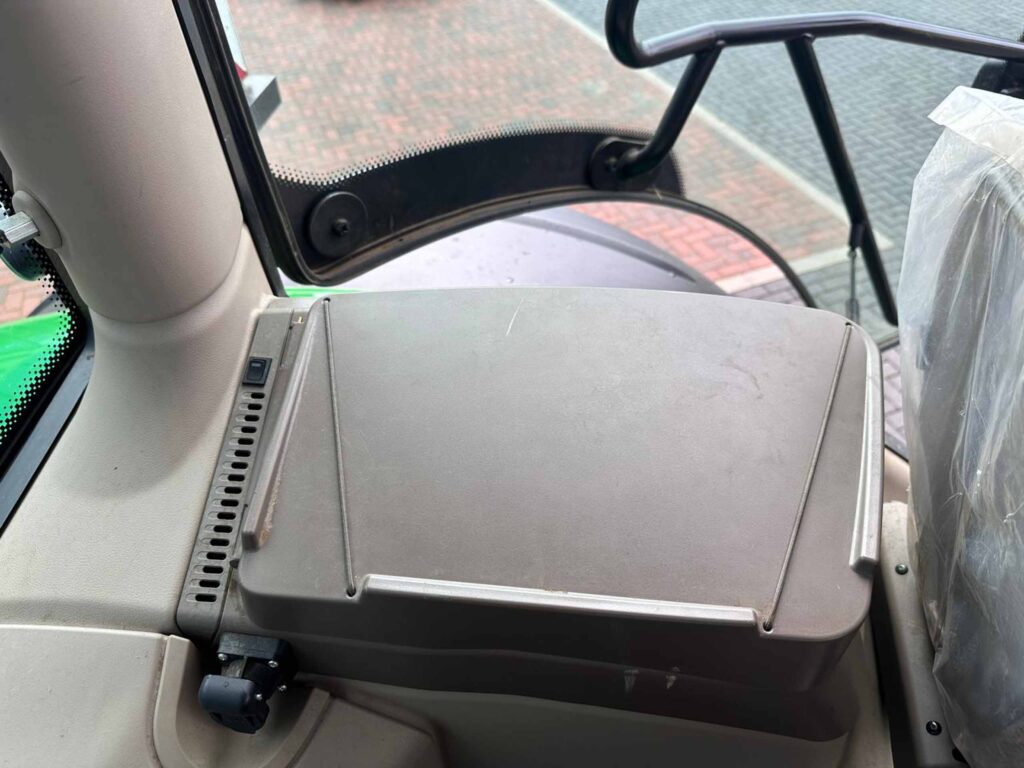 John Deere 6R 250 - Image 22