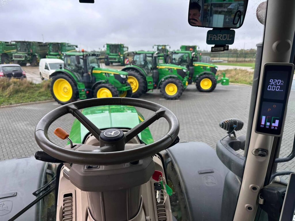 John Deere 6R 250 - Image 24