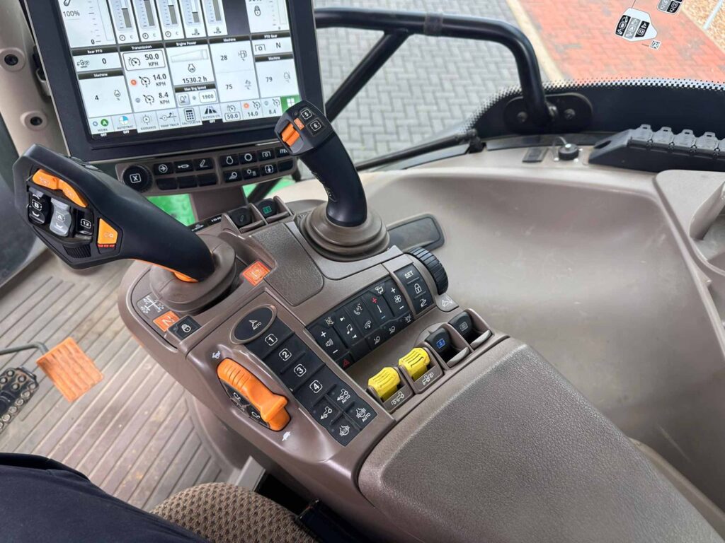 John Deere 6R 250 - Image 26