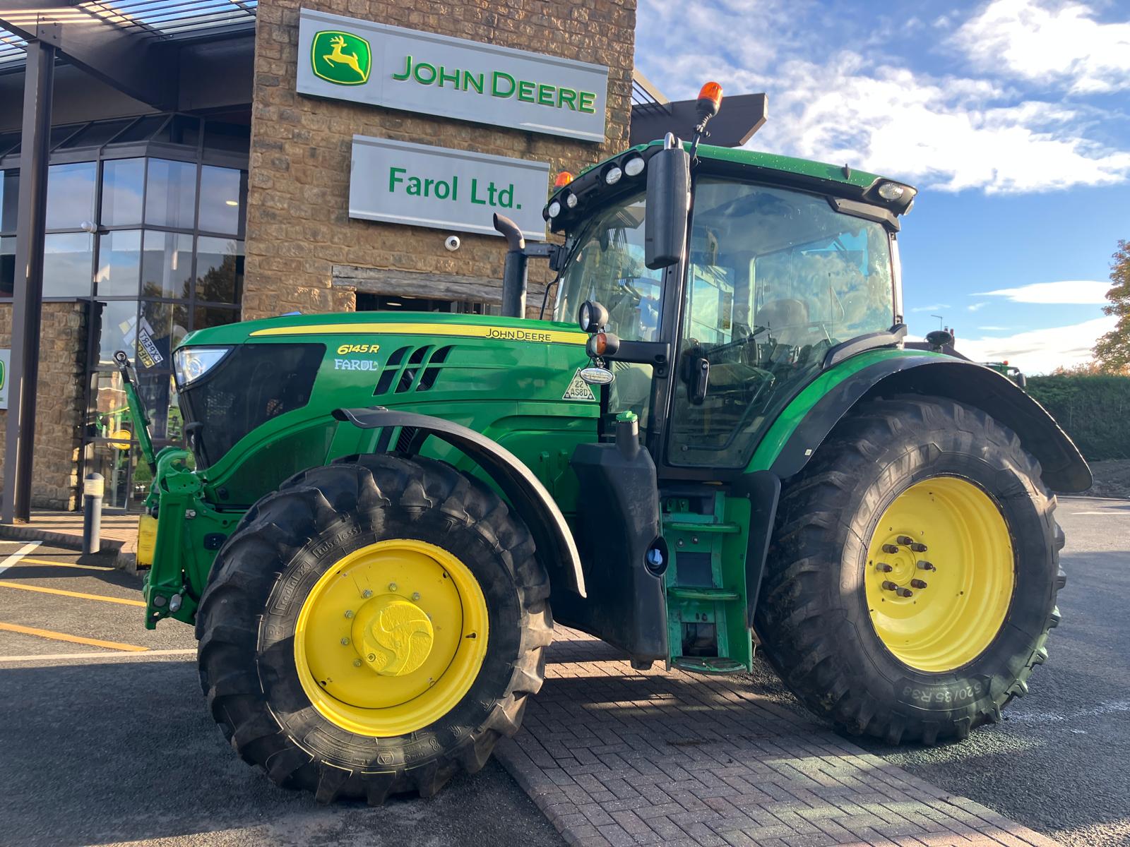 John Deere 6145R