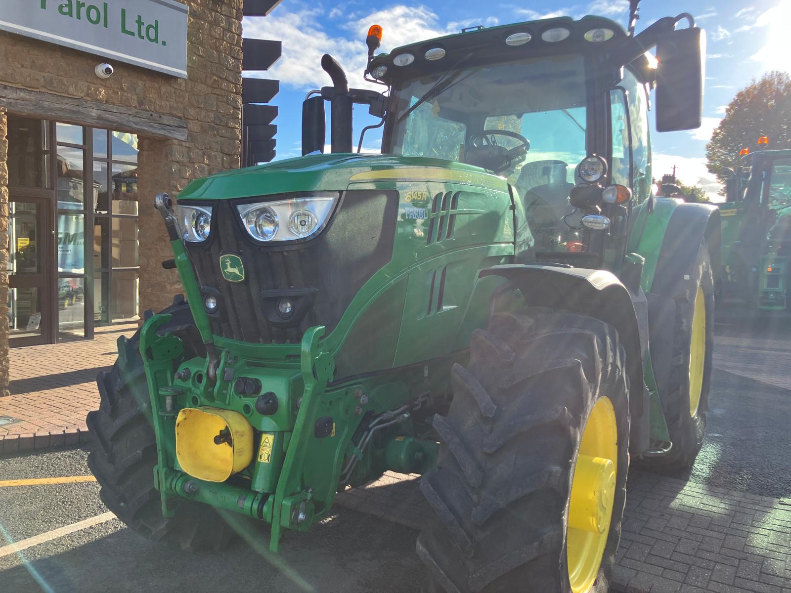John Deere 6145R