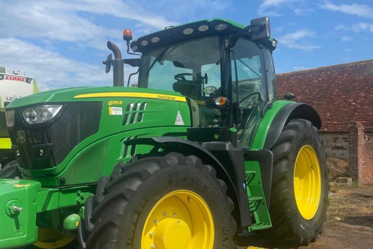 John Deere 6155R
