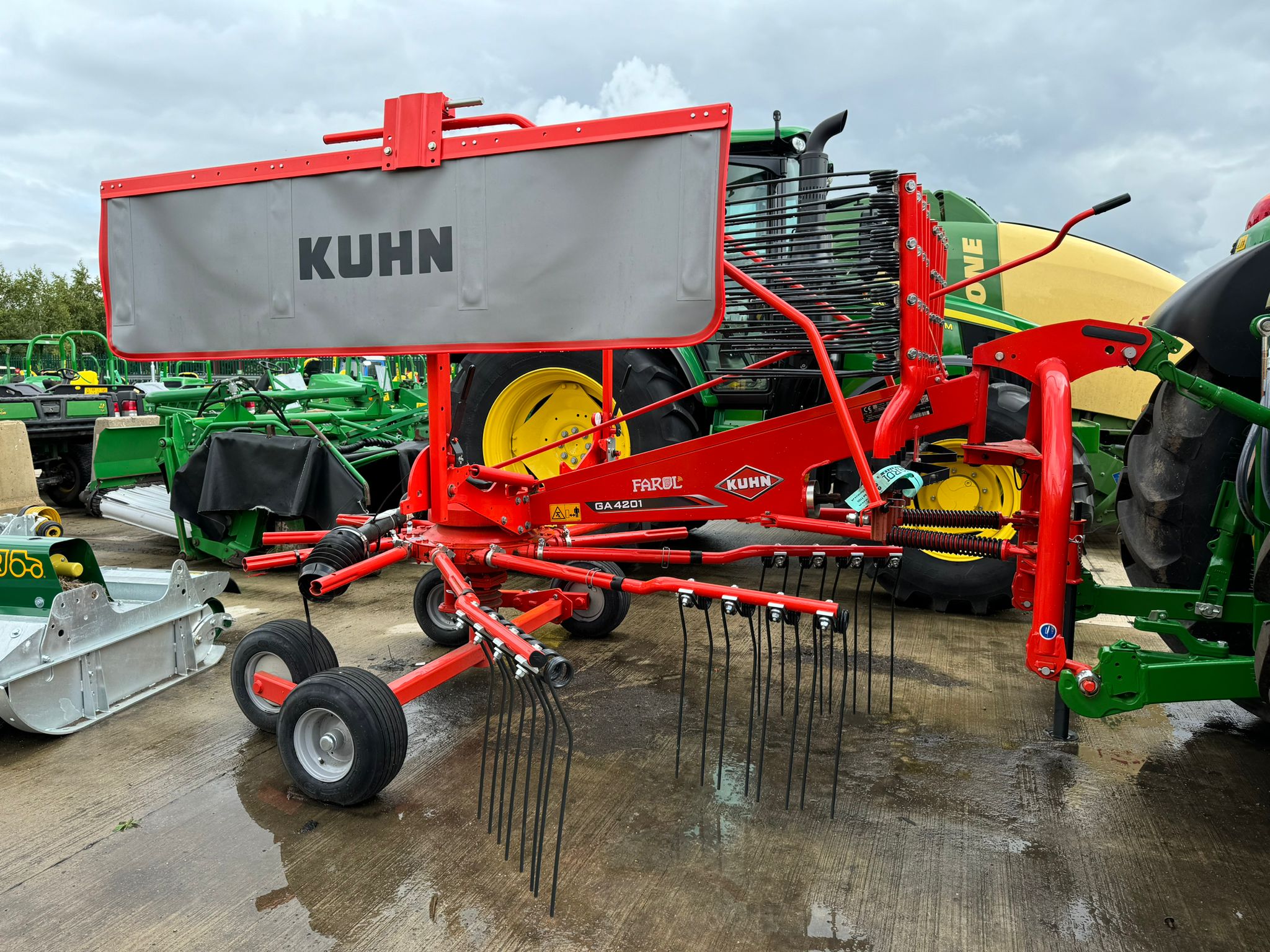 KUHN GA 4201