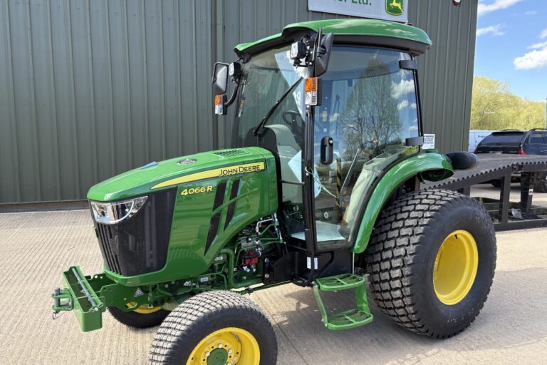 John Deere 4066R Compact Tractor