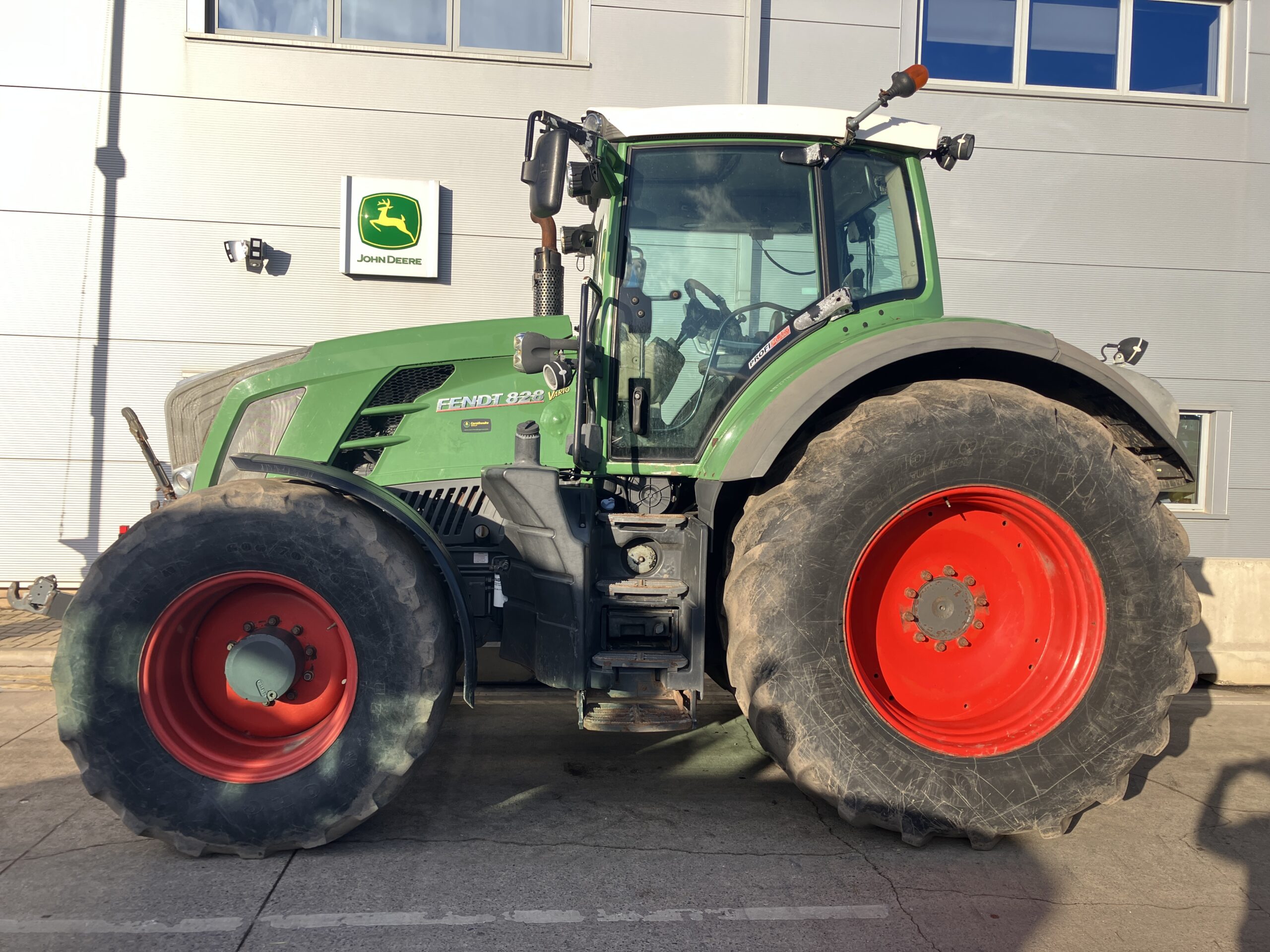 Fendt 828 Profi Plus