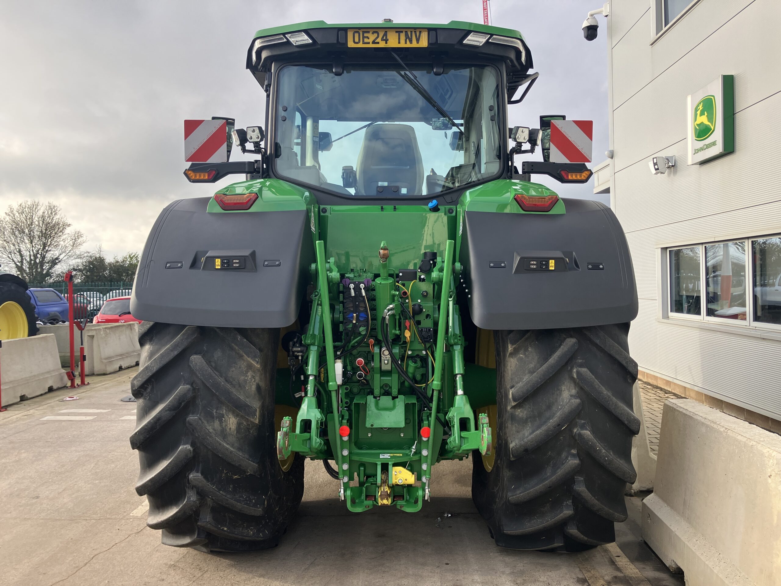 John Deere 7R 330