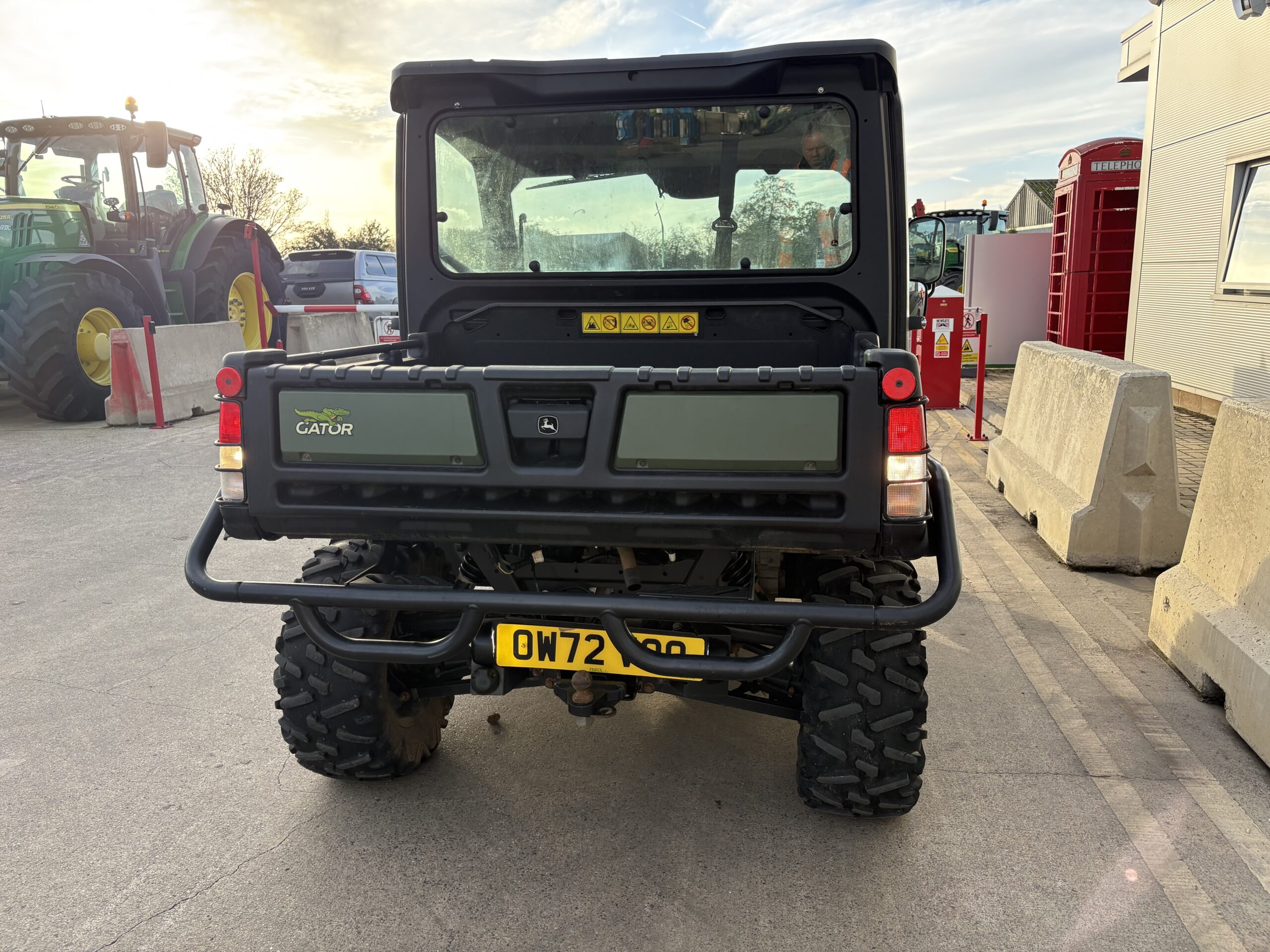 John Deere XUV865M Gator
