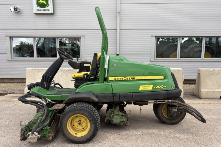 John Deere 7200A Triple mower Winter Project