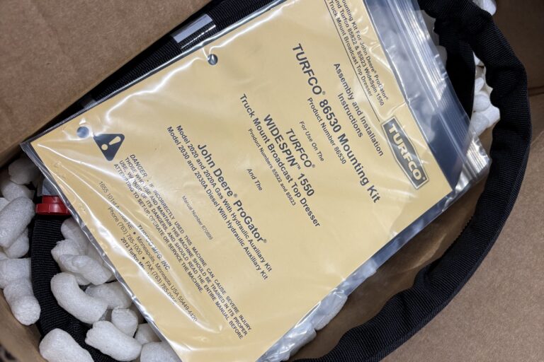 Turfco 1550 Pro Gator Mounting Kit