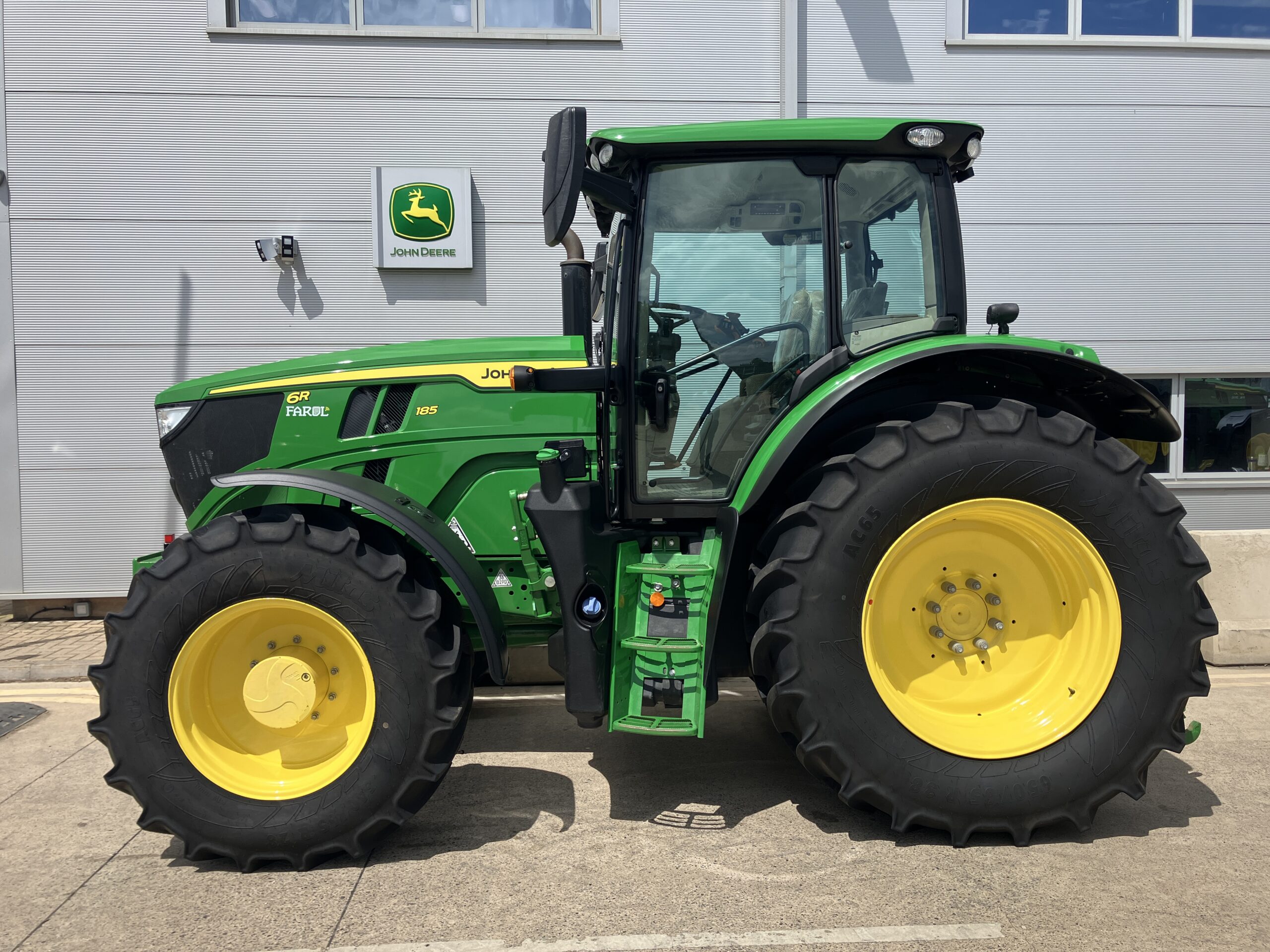 John Deere 6R 185