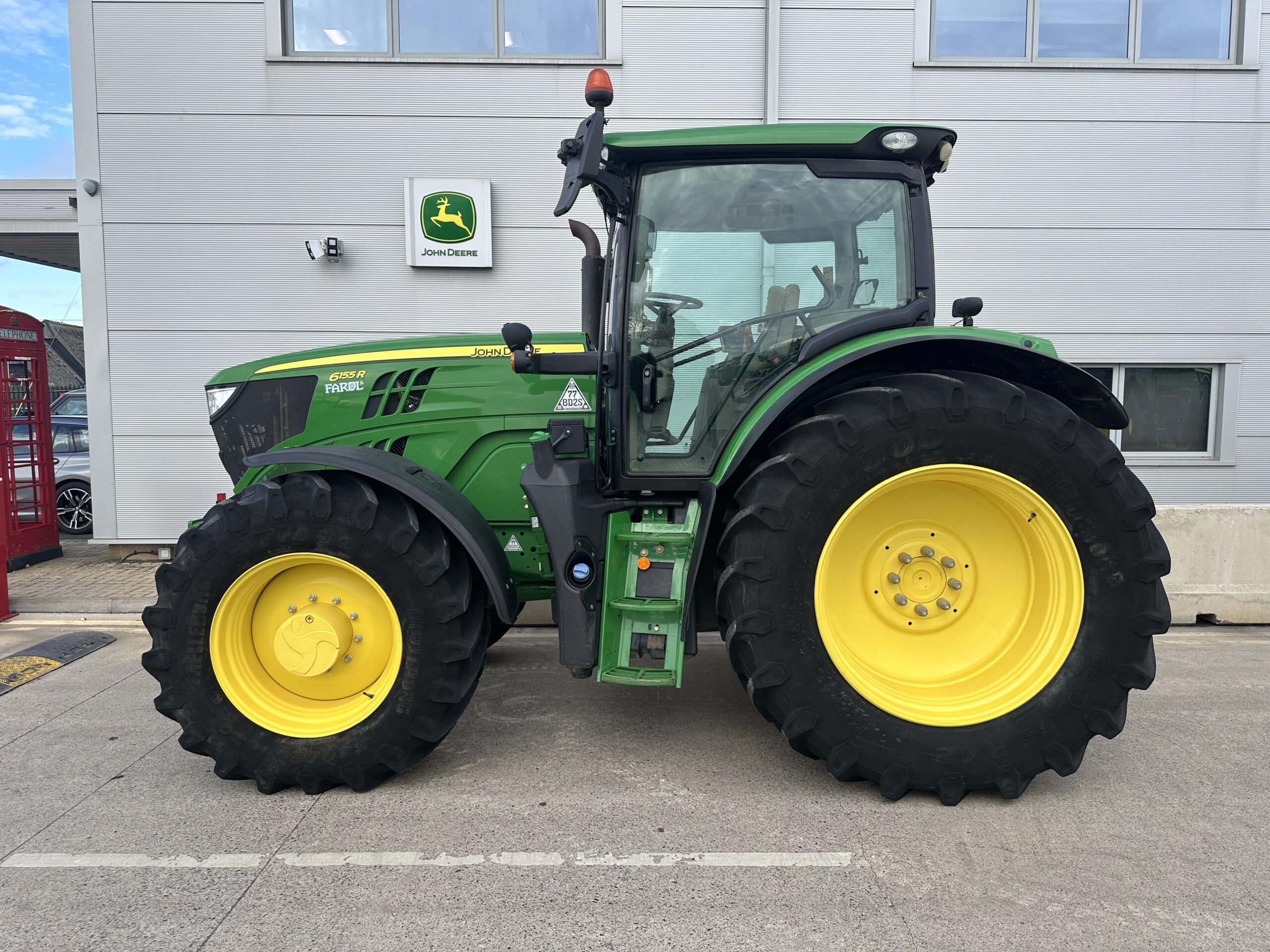 John Deere 6155R