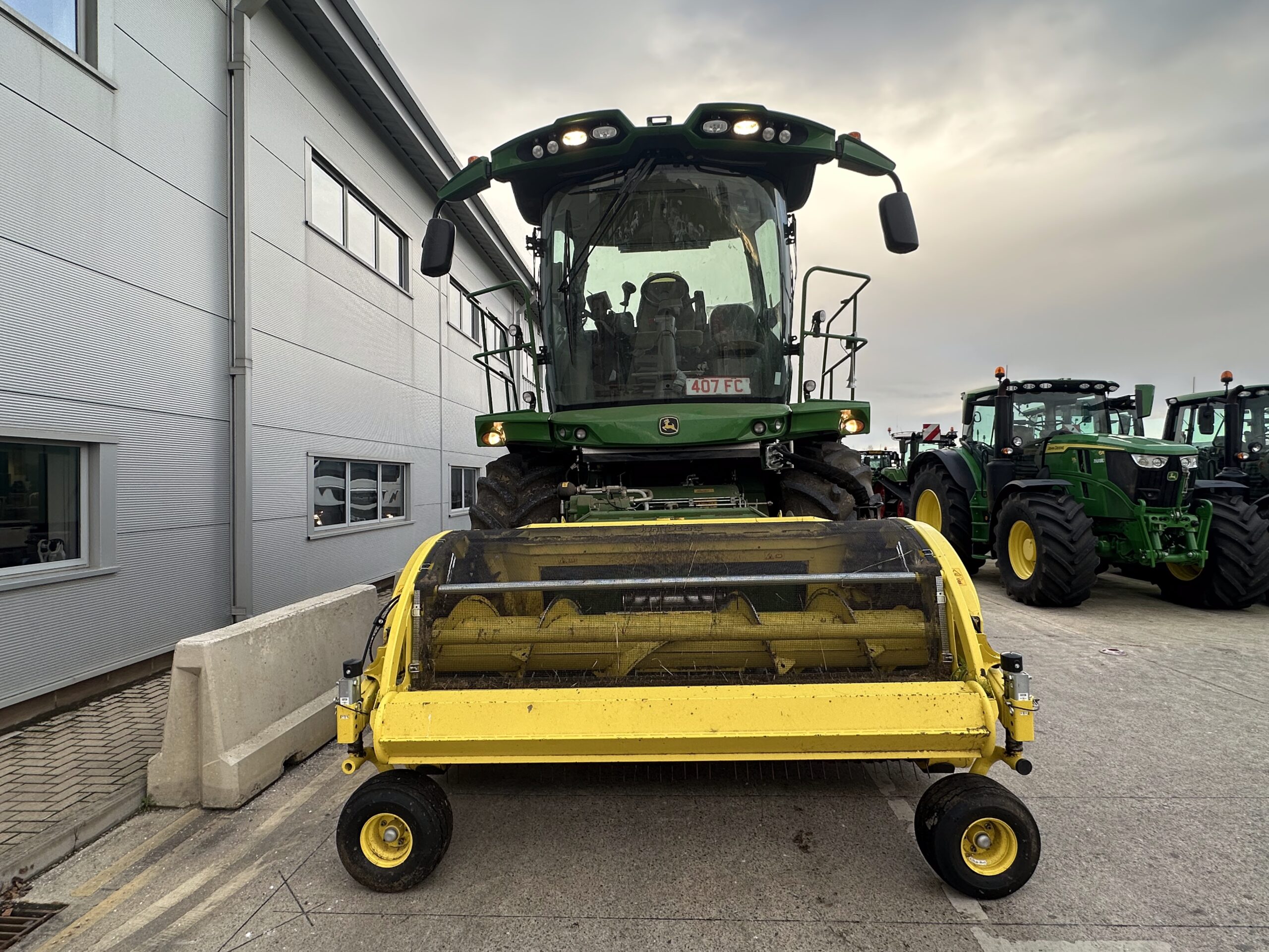 John Deere 8600i