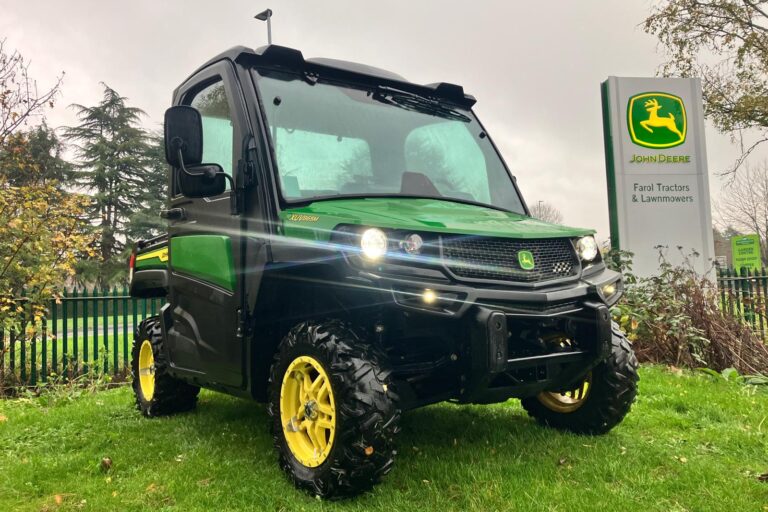 John Deere XUV865M Gator