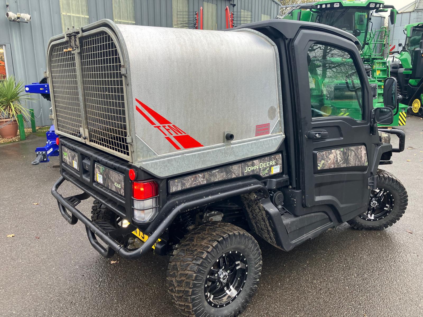 John Deere XUV865M Gator