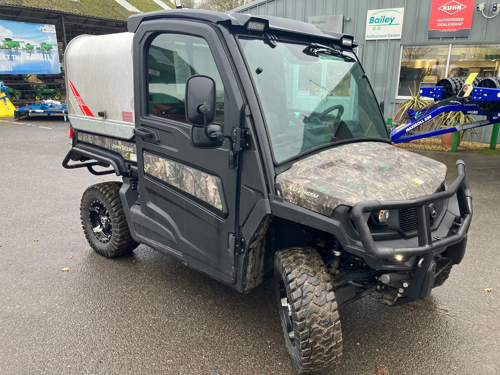 John Deere XUV865M Gator
