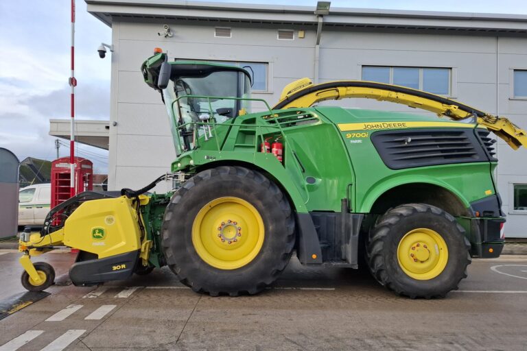 John Deere 9700i