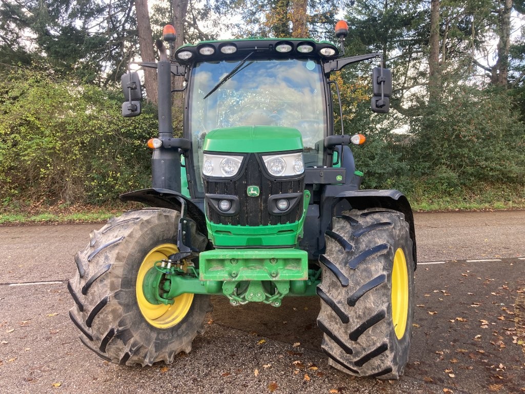 John Deere 6130R