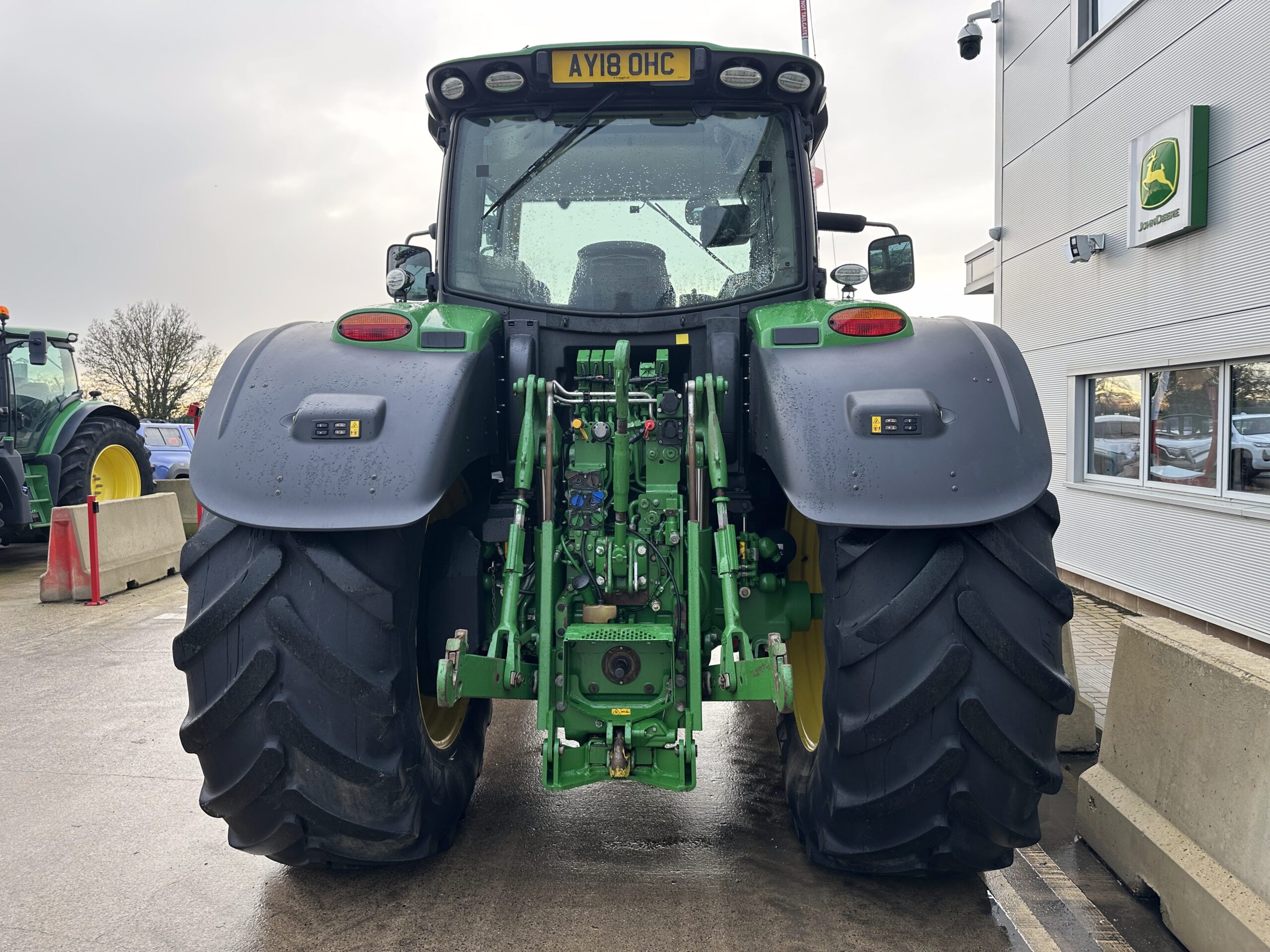 John Deere 6175R