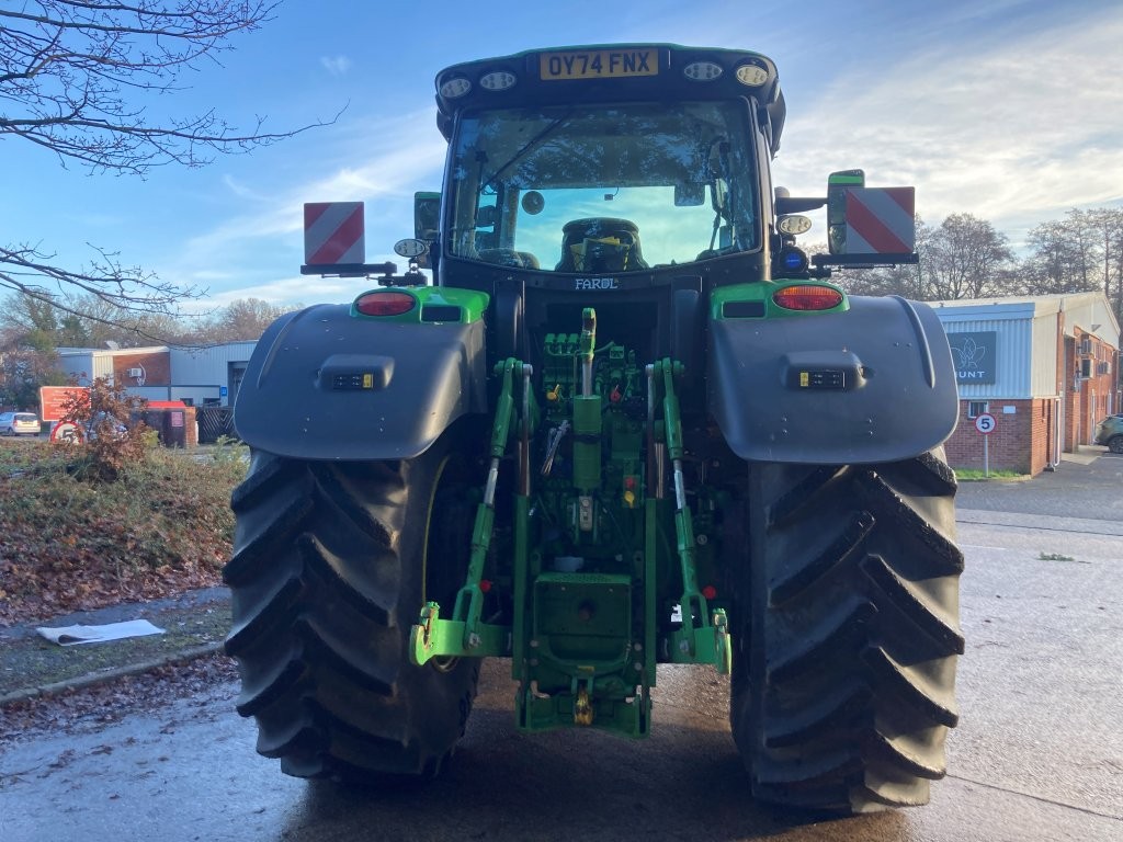 John Deere 6R 250