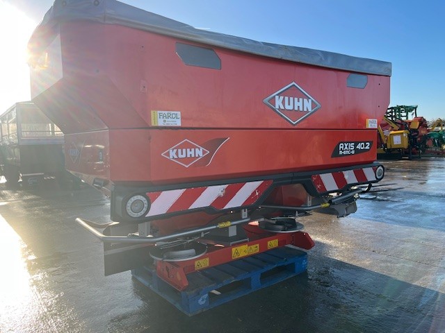 KUHN AXIS 40.2 M-EMC-W