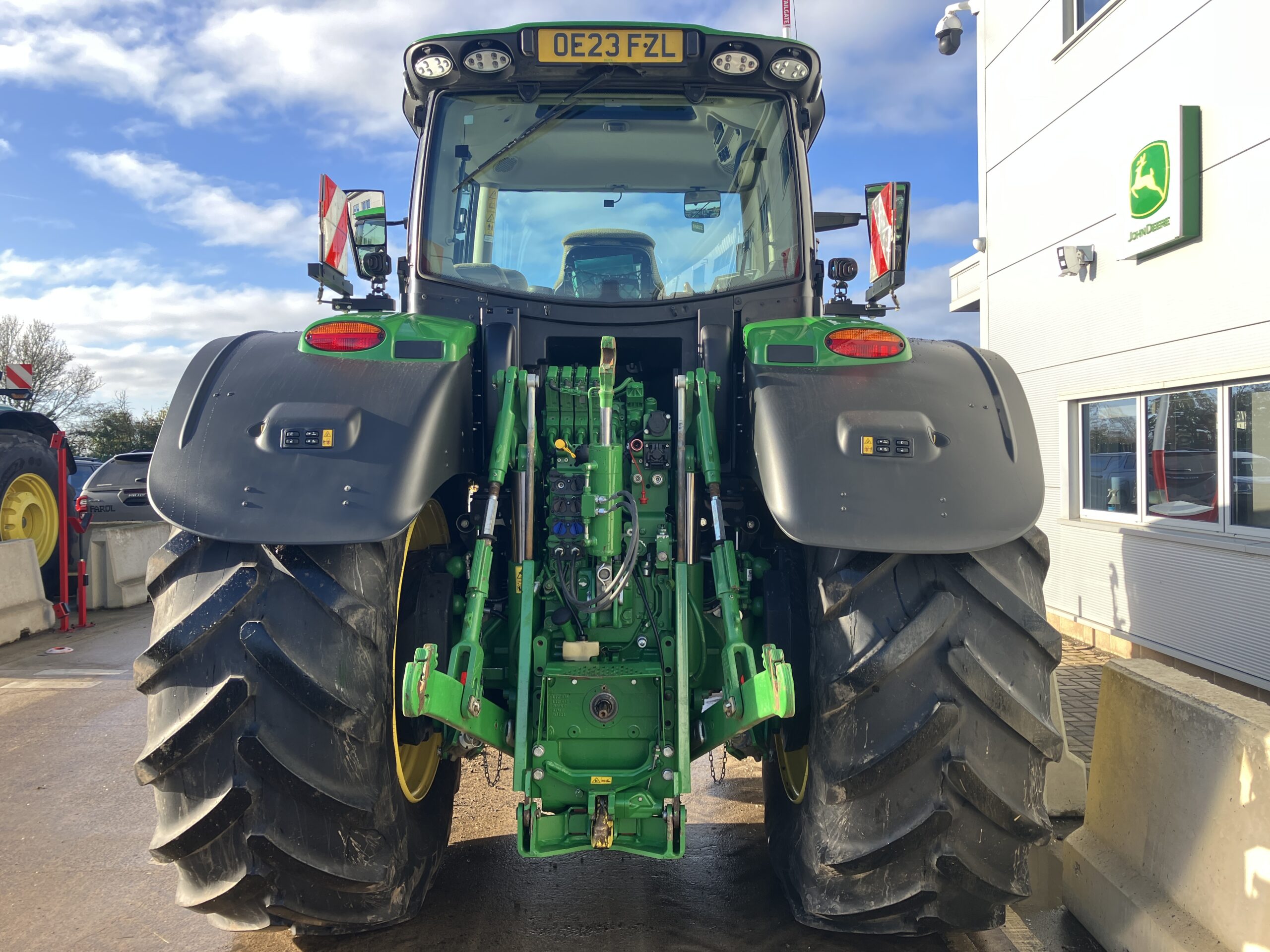 John Deere 6R 250