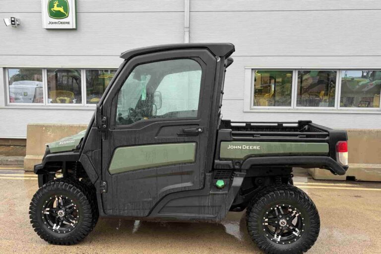 John Deere XUV865M Gator
