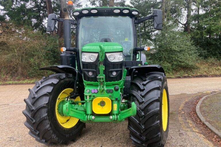 John Deere 6R 150