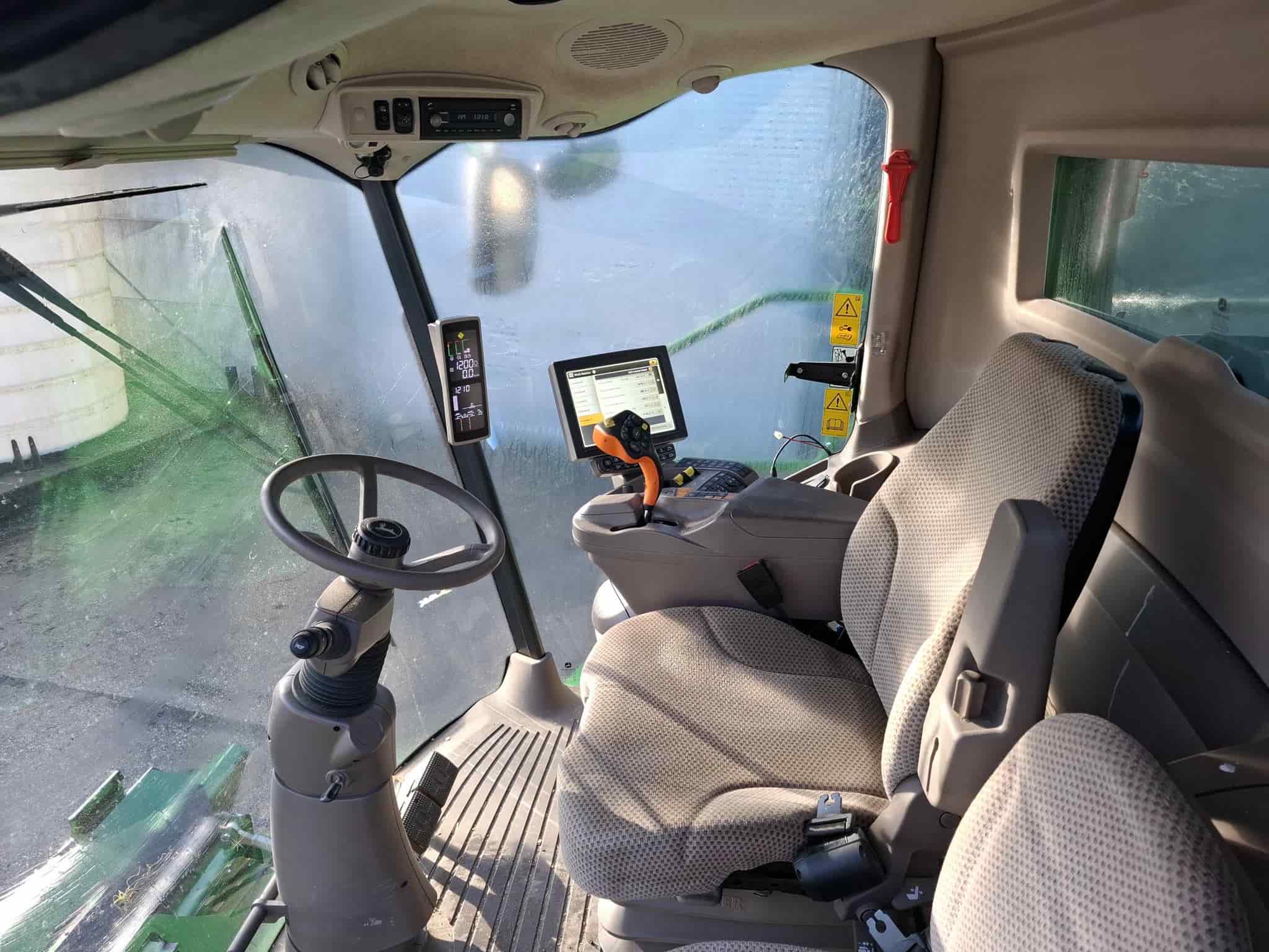 John Deere S690I HillMaster