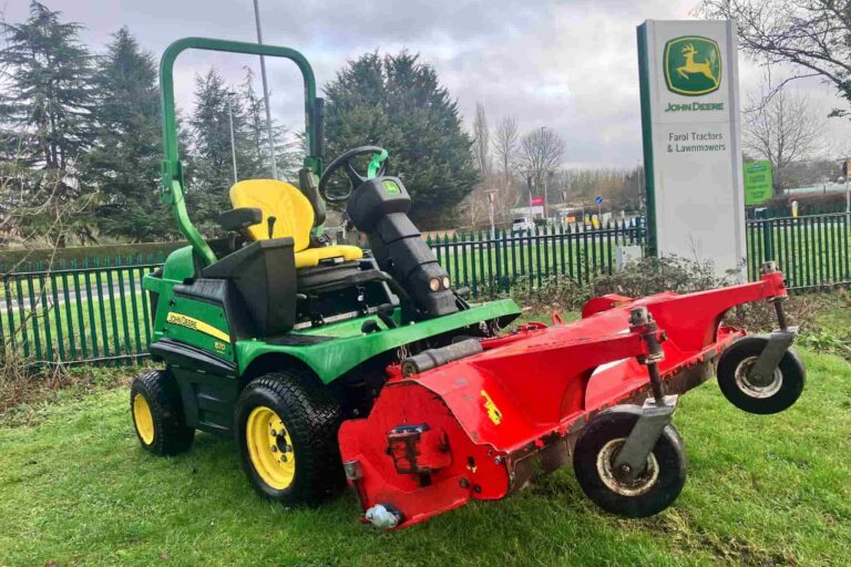 John Deere 1570 Outfront Mower