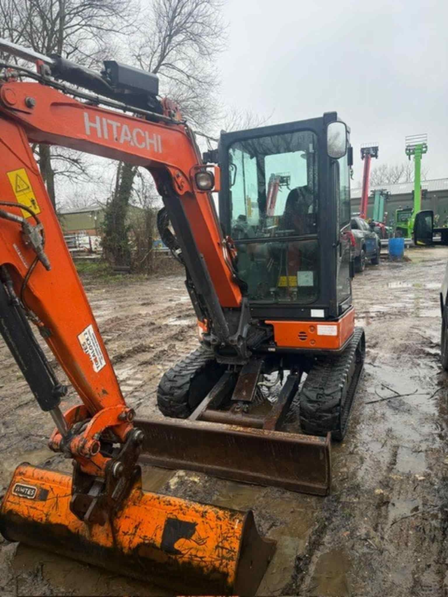 HITACHI ZX33U-5A for Sale | FarmAds