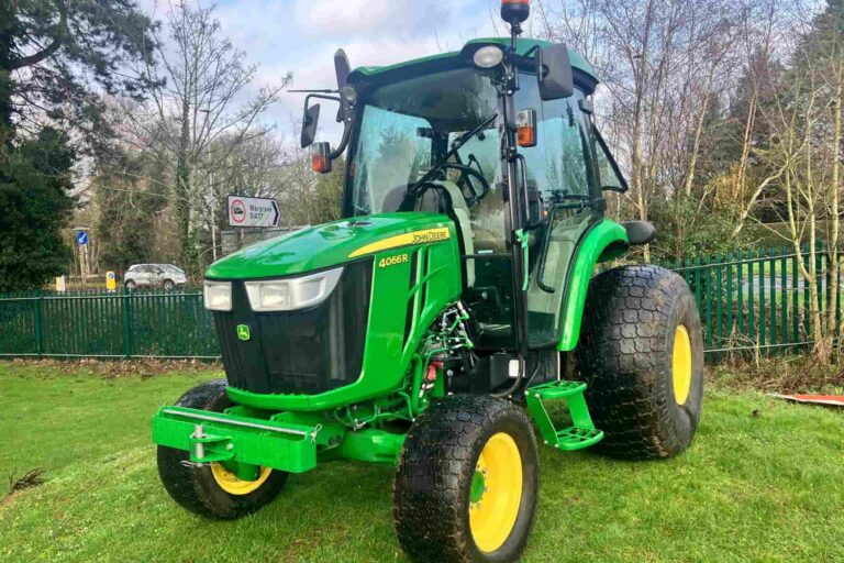 John Deere 4066R Compact Tractor