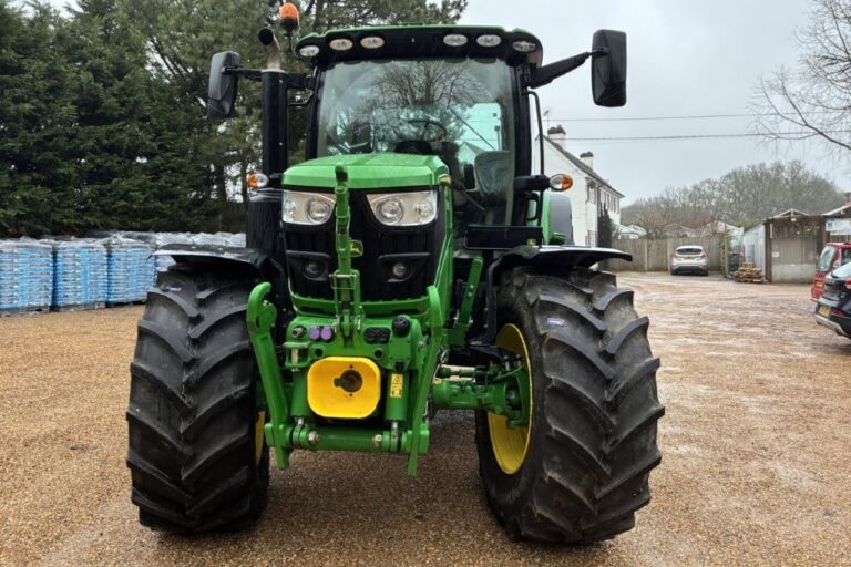 John Deere 6R 150