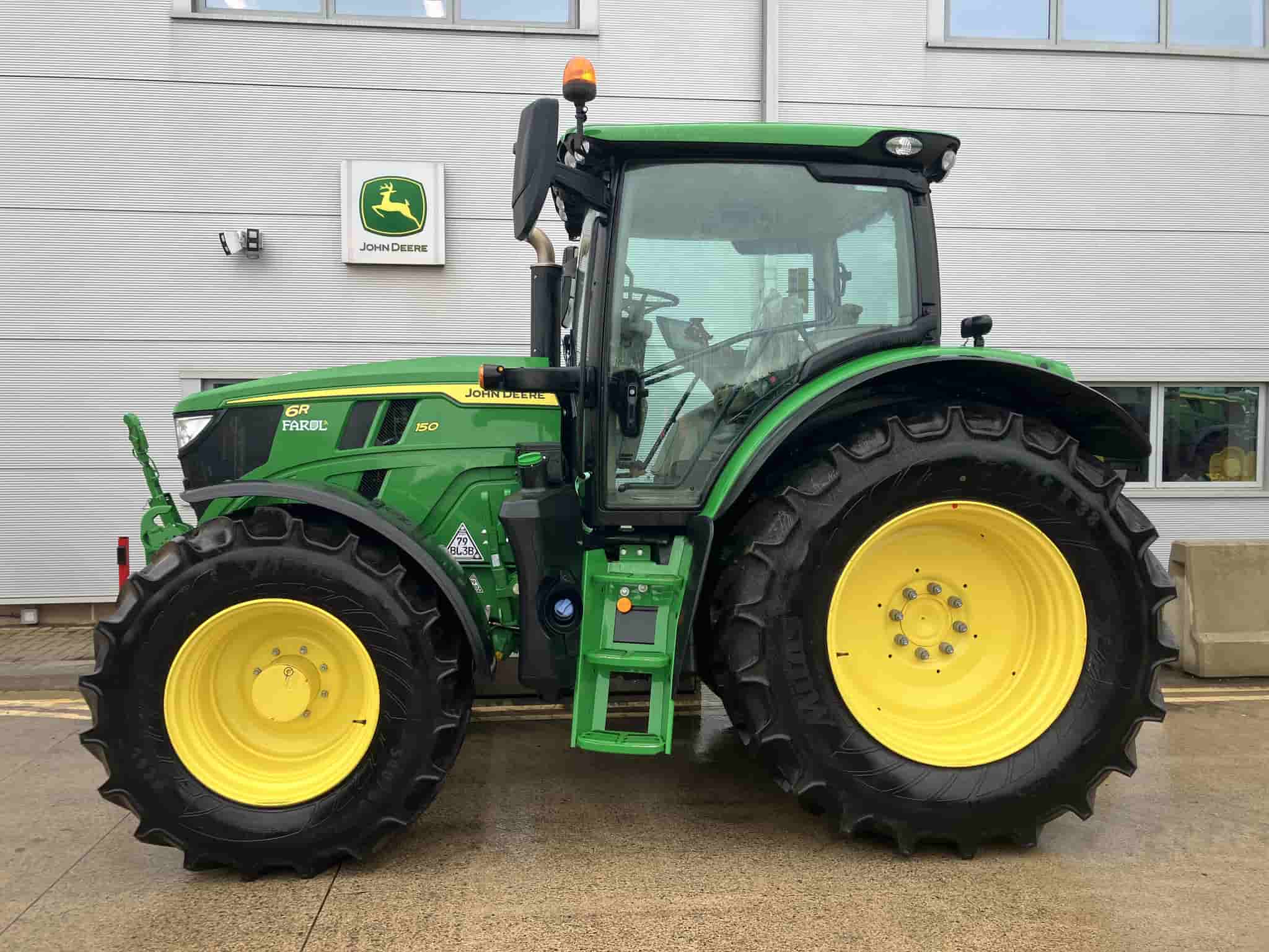 John Deere 6R 150