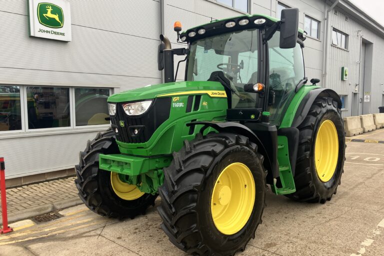 John Deere 6R 150
