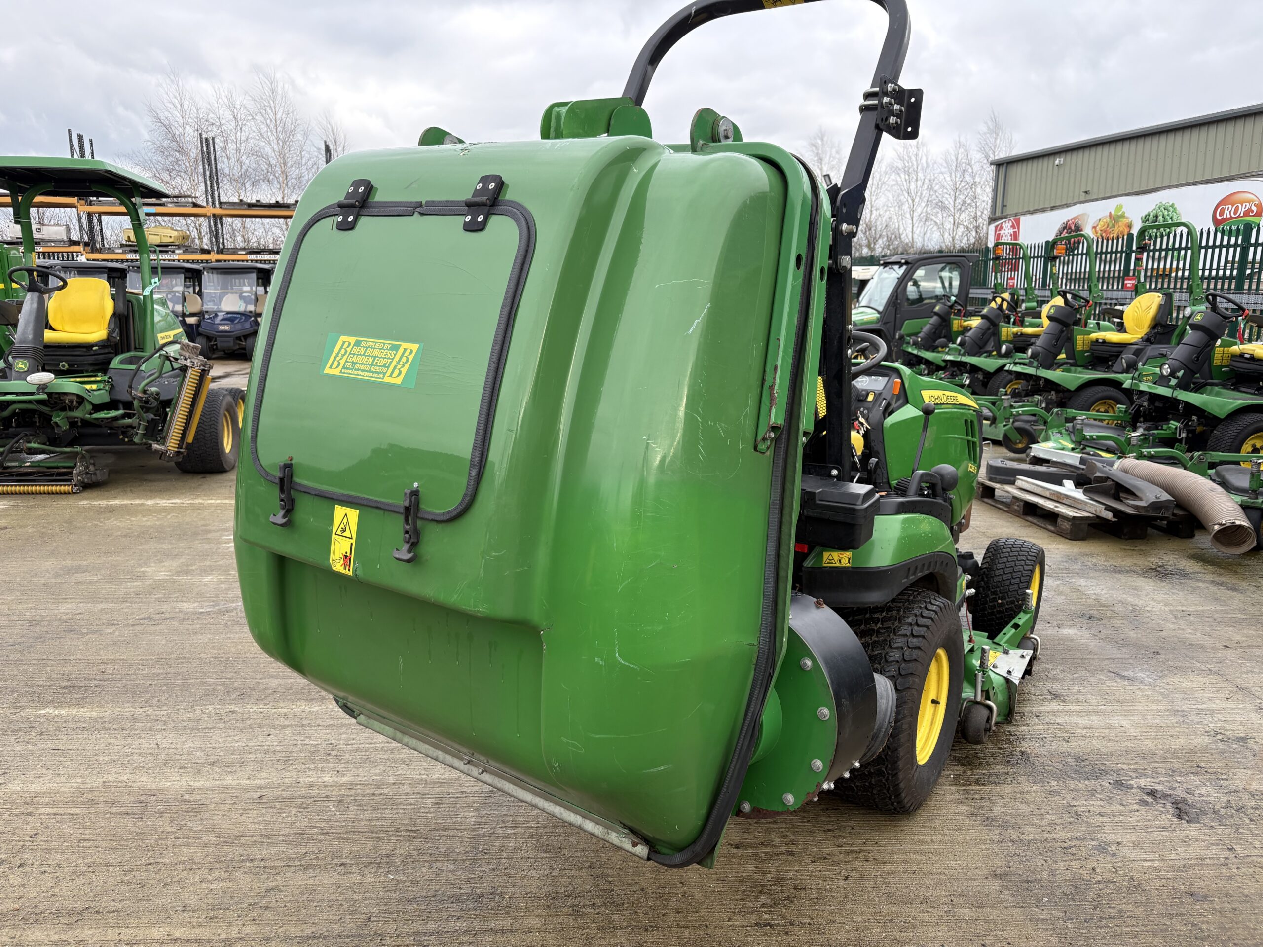 John Deere 1026R
