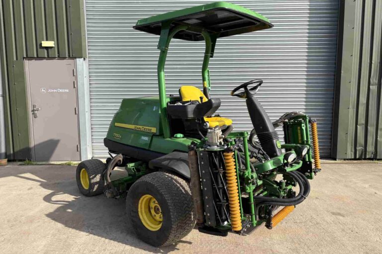 John Deere 7700A Fairway Mower