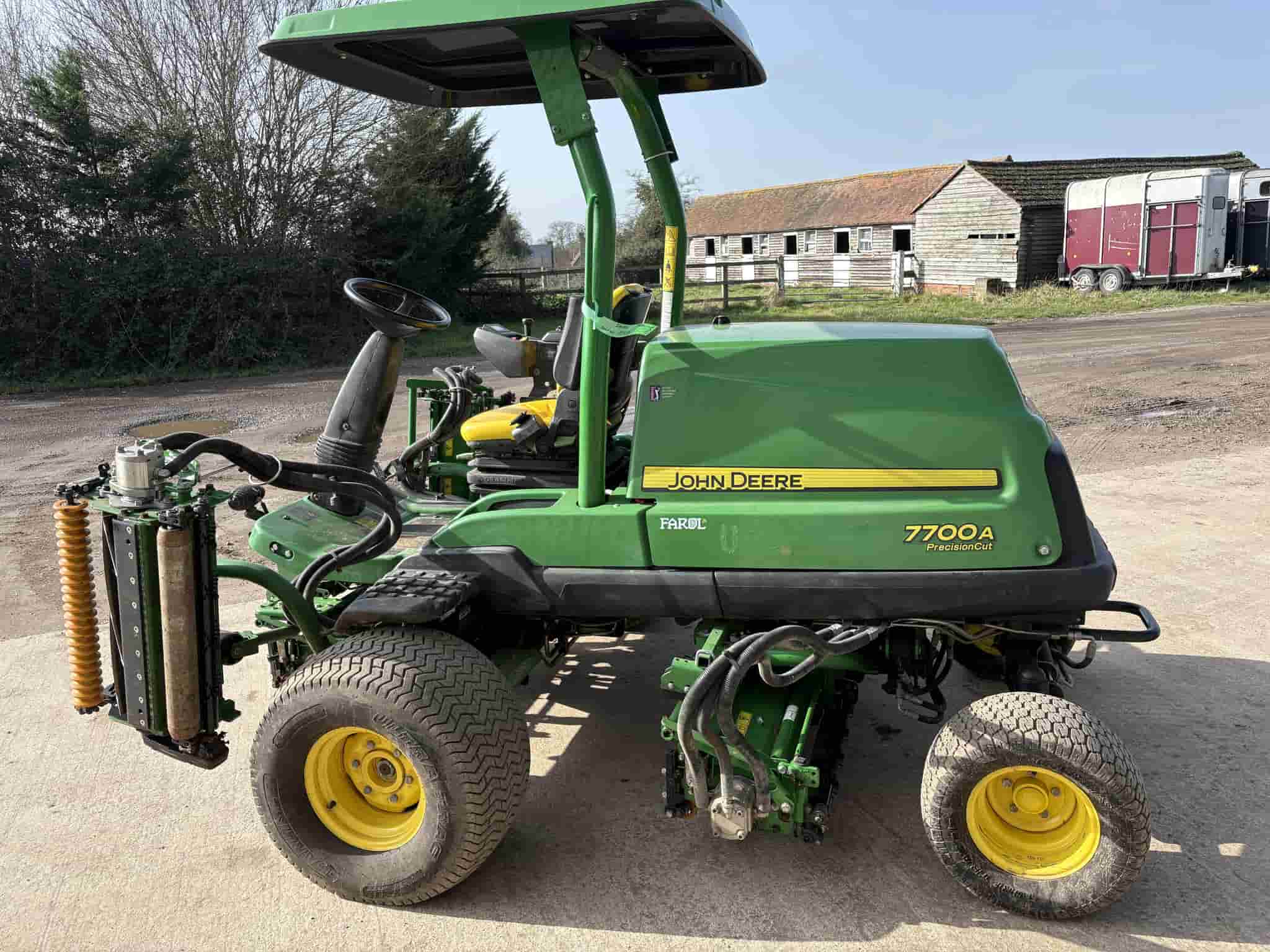 John Deere 7700A