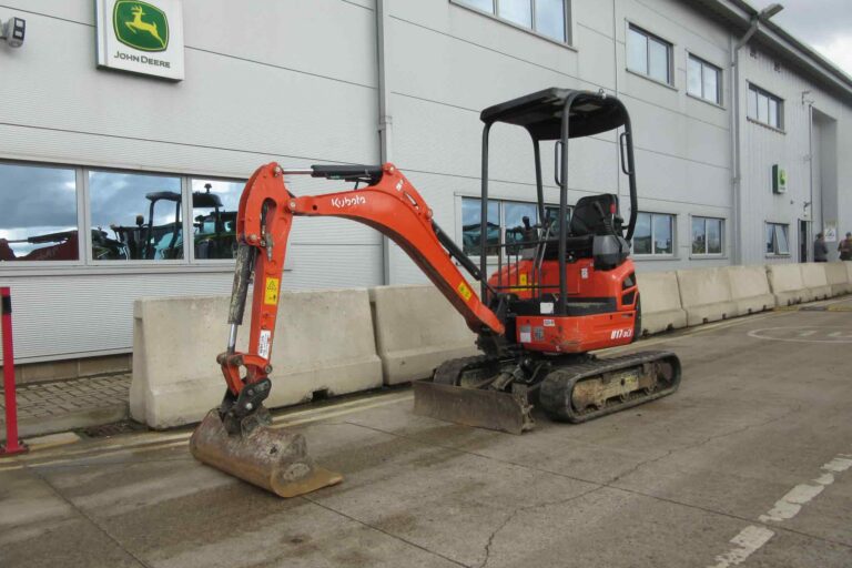KUBOTA U17-3A
