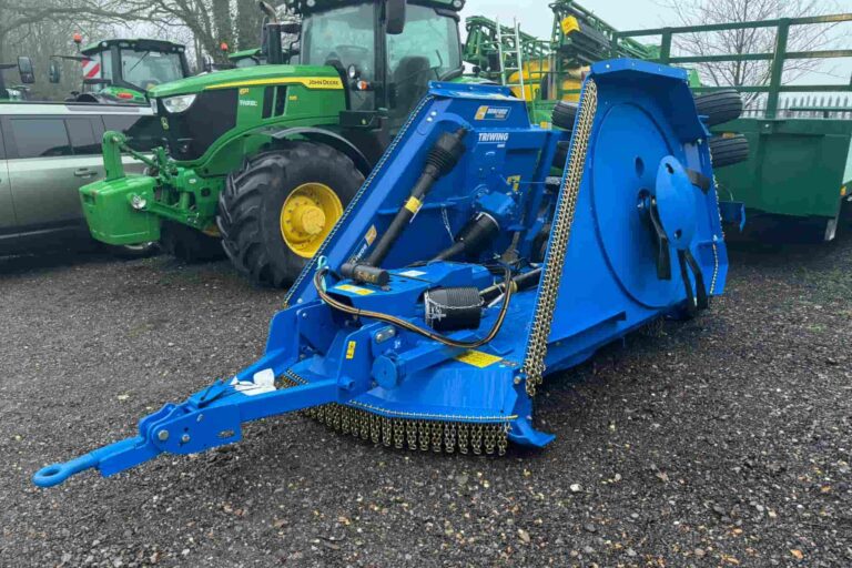 Bomford Turner Triwing 4600