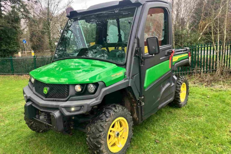 John Deere XUV865M Gator