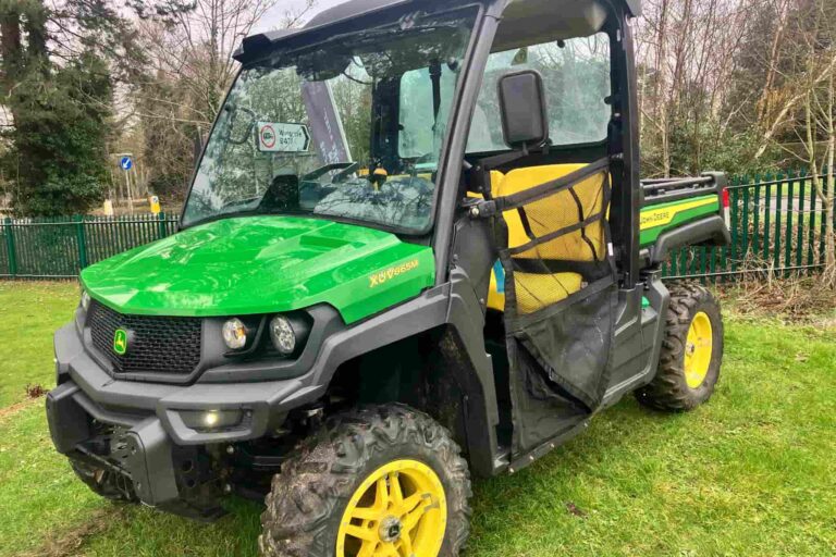 John Deere XUV865M Gator