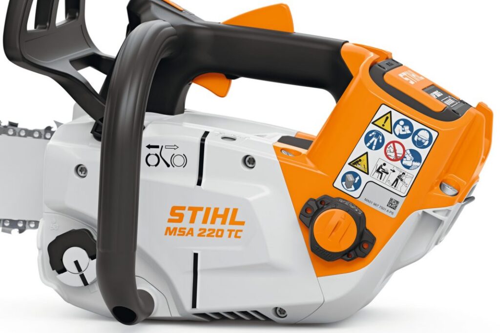 STIHL MSA 220 T Cordless Chainsaw Tool Only - 30 cm / 12" Guide Bar - Farol