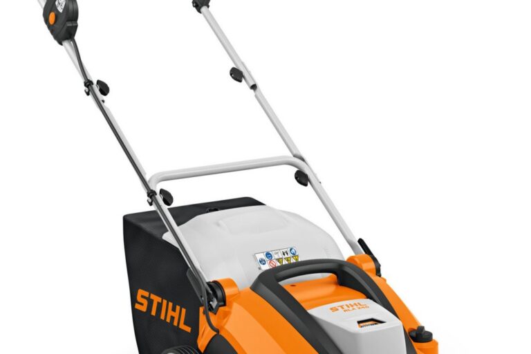 STIHL RLA 240 Cordless Lawn Scarifier Tool Only