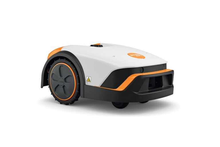 STIHL iMOW® 3 Robotic Mower