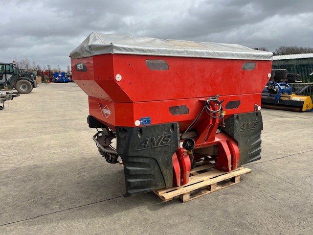 Kuhn Axis 40.2 M-EMC