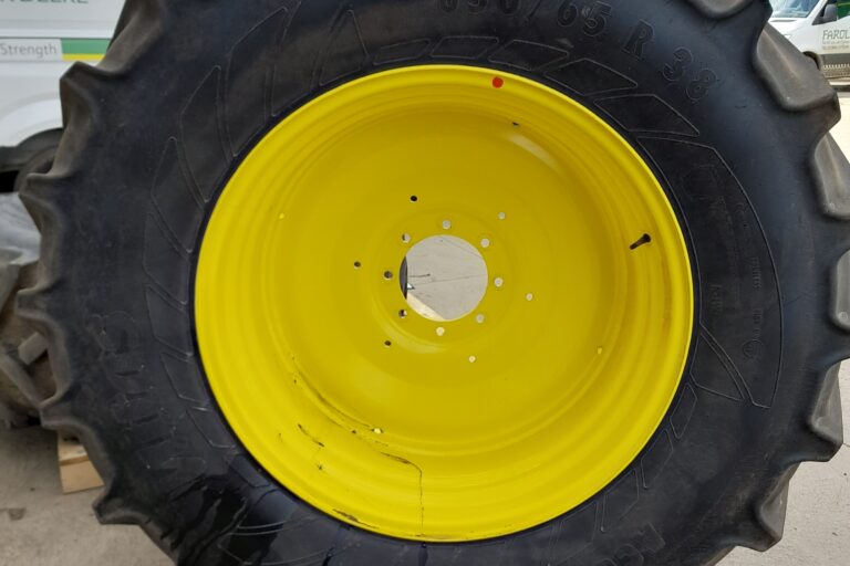 650/65X38 Mitas AC65 Used Tyres