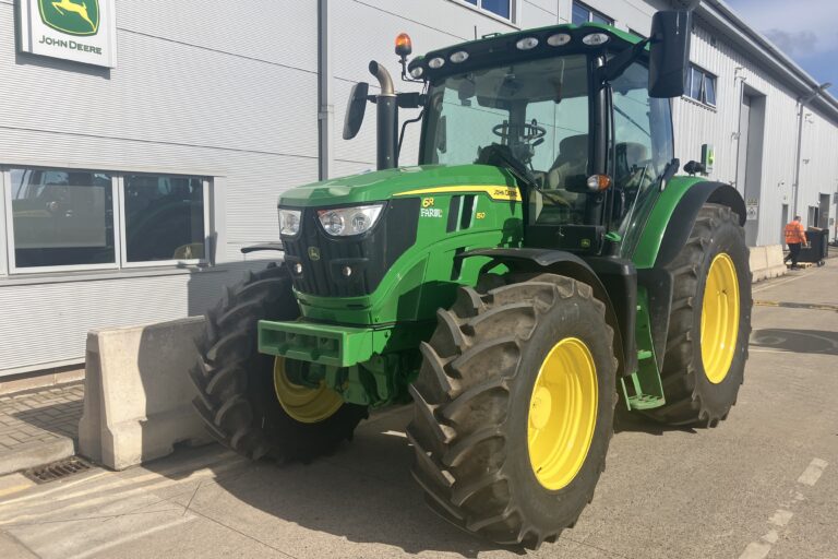 John Deere 6R 150