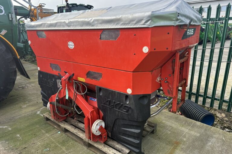 Kuhn Axis 40.2 EMC+W